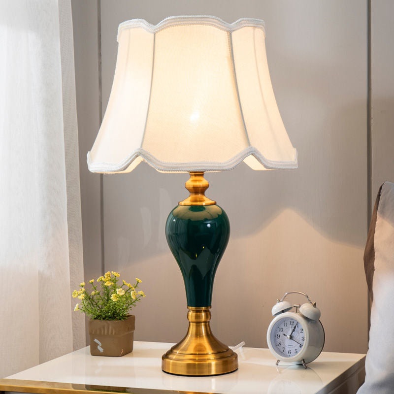 Traditional Chinese Fabric Round Shade Ceramic Vase Base 1-Light Table Lamp For Bedroom