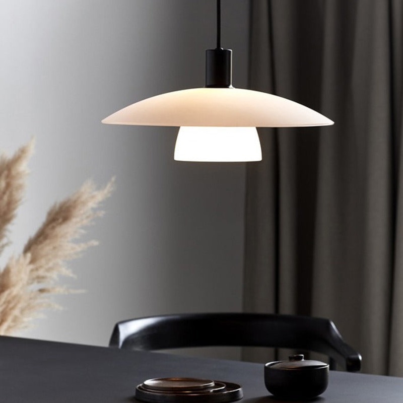 Modern Minimalist Flying Saucer Glass Shade Iron 1-Light Pendant Light For Living Room
