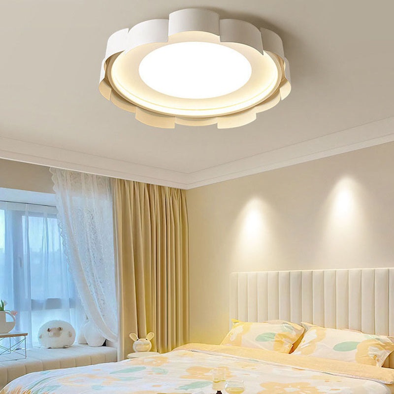 Contemporary Simplicity Round Iron Acrylic LED Flush Mount Ceiling Light For Bedroom