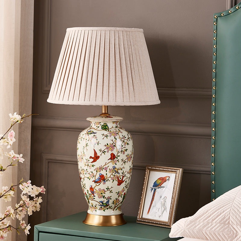 Traditional Chinese Drum Ceramic Fabric 1-Light Table Lamp For Bedroom