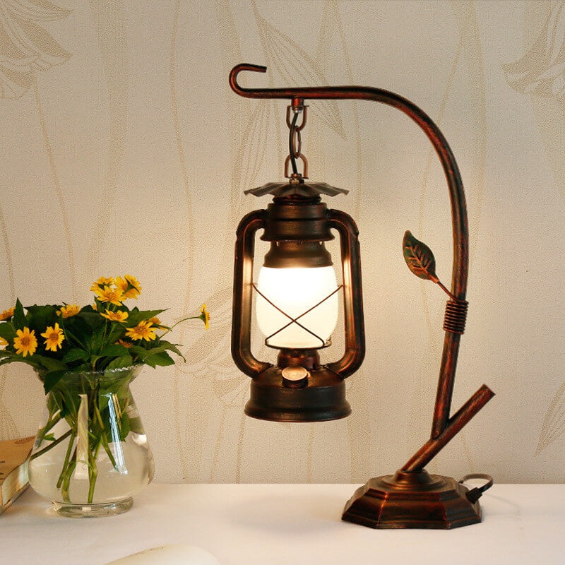Vintage Antique Kerosene Lamp 1-Light Table Lamp