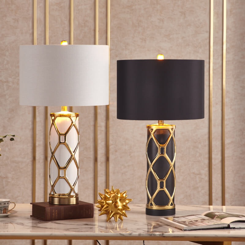 Nordic Light Luxury Ceramic 1-Light Table Lamp