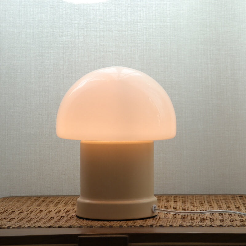 Vintage Ins Cream Mushroom Column 1-Light Table Lamp