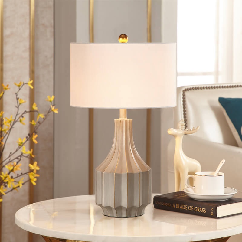European Minimalist Solid Color Resin Fabric 1-Light Table Lamp