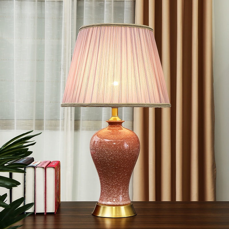 Traditional Chinese Drum Ceramic Iron Fabric 1-Light Table Lamp For Living Room