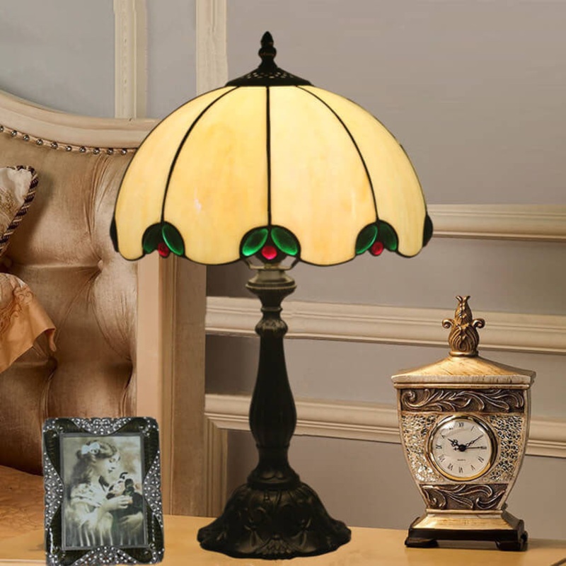 Vintage Tiffany Beige Green Gem Dome 1-Light Table Lamp