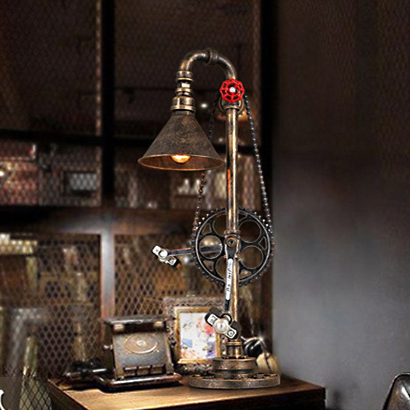 Industrial Vintage Iron Gear Plumbing Metal 1-Light Table Lamp