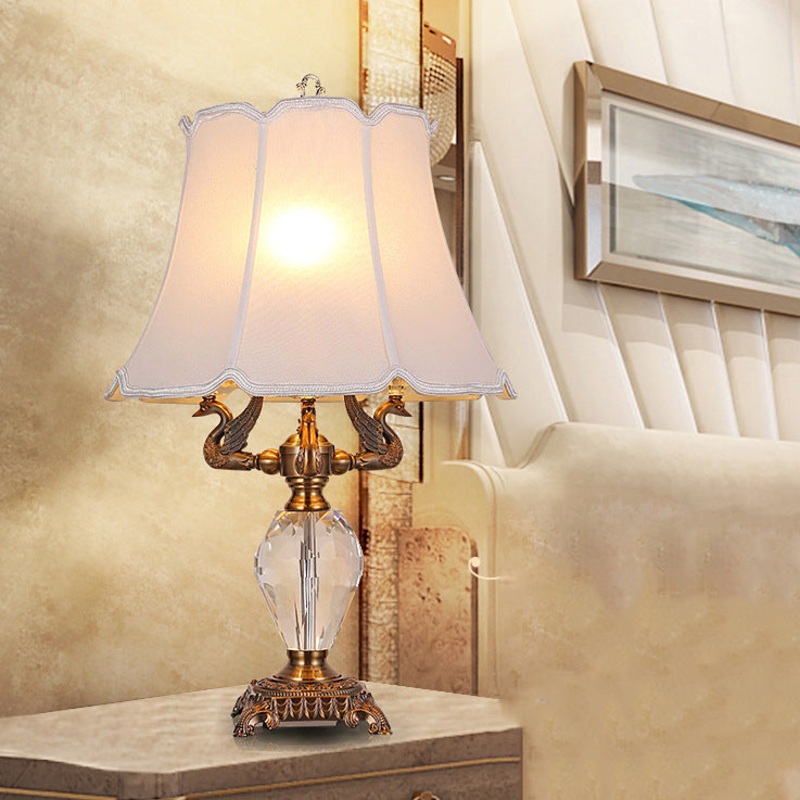 Traditional Vintage Fabric Bell Shade Crystal Carving Zinc Alloy Base 3-Light Table Lamp For Bedroom